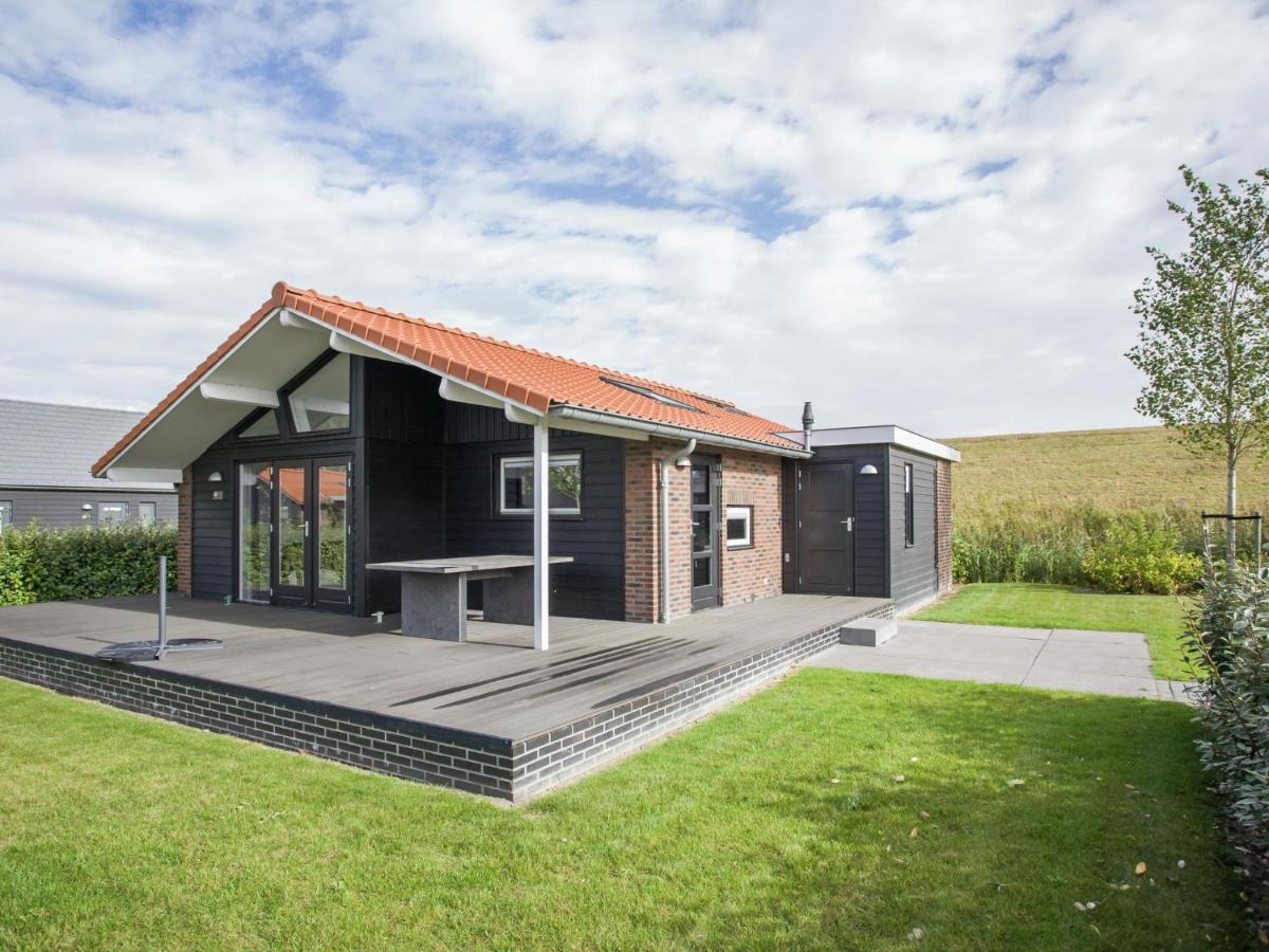 Holiday Home In Kattendijke With Terrace Exteriör bild