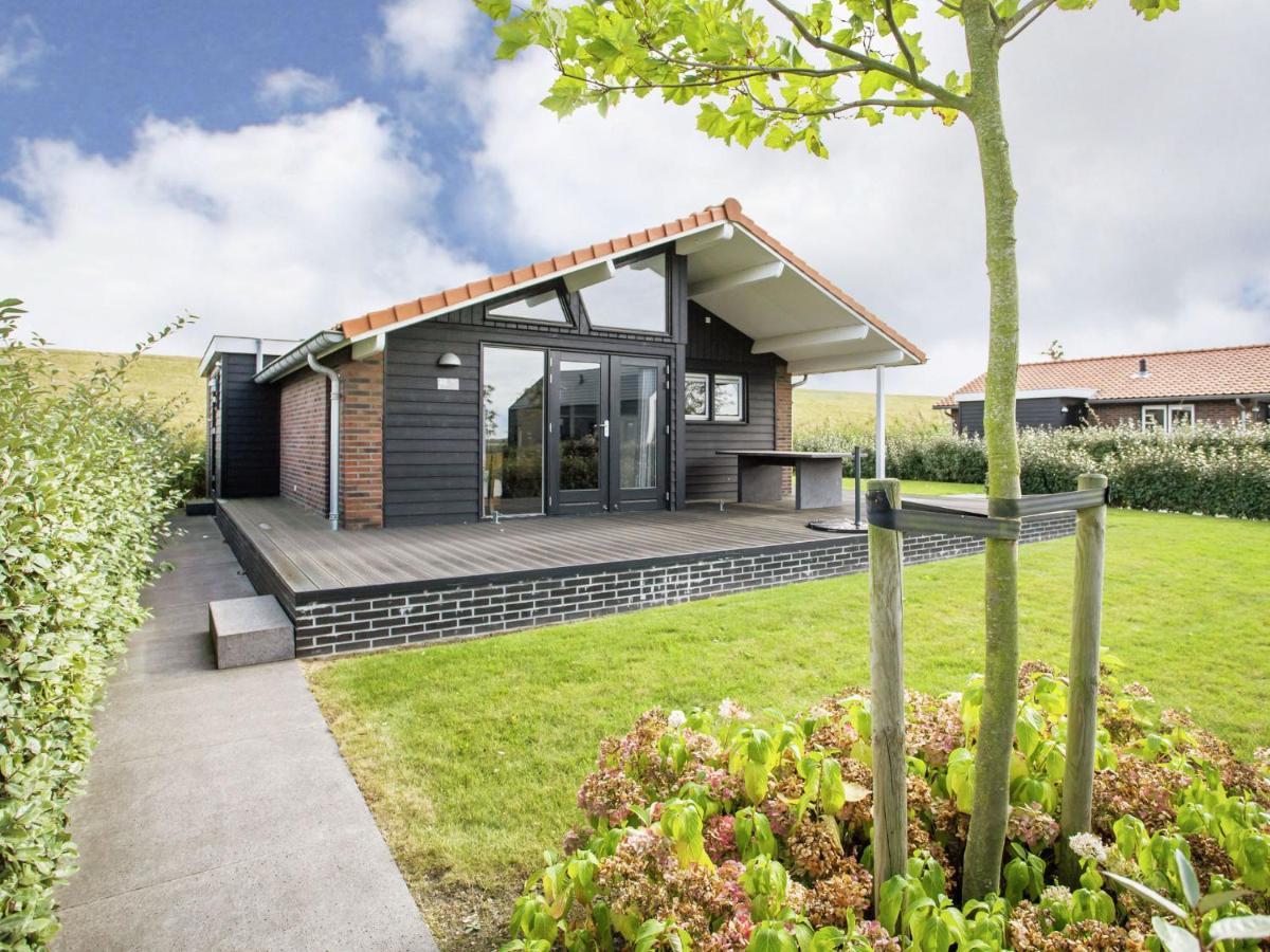 Holiday Home In Kattendijke With Terrace Exteriör bild
